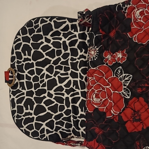 Vera Bradley Red black and white floral patterned shoulder bag - Picture 3 of 5
